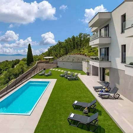 Luxury Amataa - 38m2 Pool, Jacuzzi, Sauna Villa Moscenicka Draga
