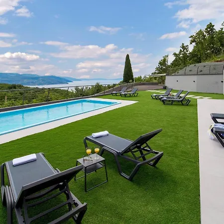 Villa Luxury Amataa - 38m2 Pool, Jacuzzi, Sauna *